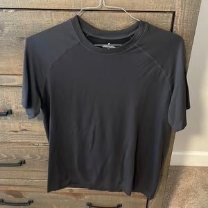 Fabletics workout tee